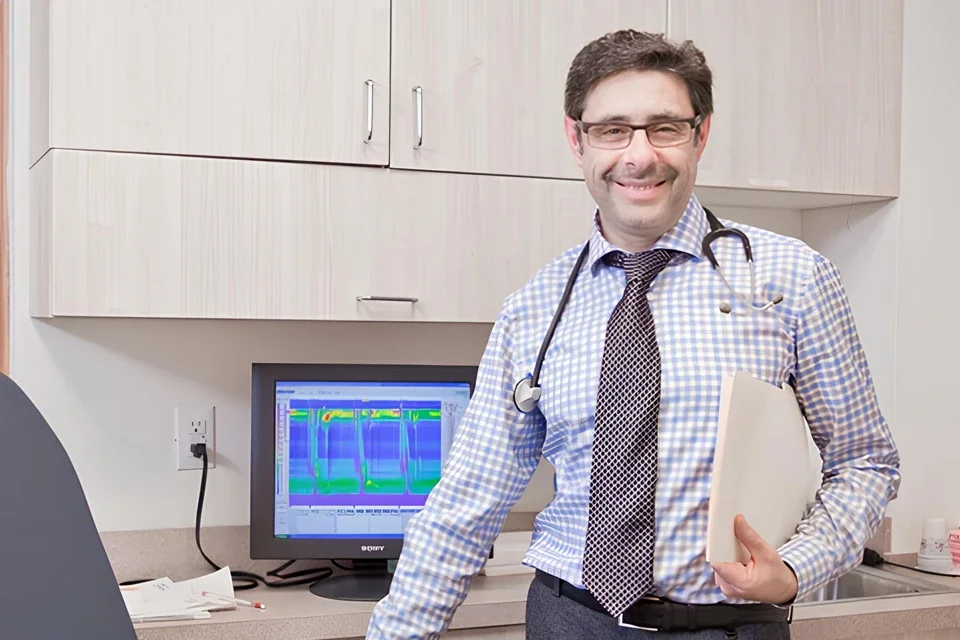 Dr. Vitaly Fishbein, Gastroenterology